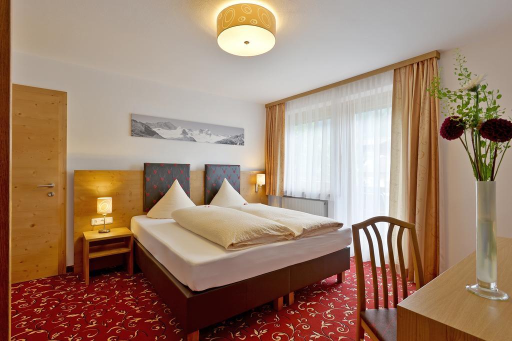 Gaestehaus Alpengruss Майргофен Номер фото